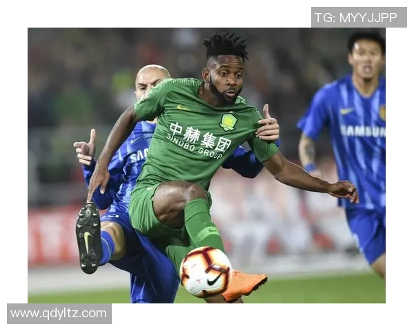 足球球星TR的传奇人生与巅峰时刻解析：从绿茵场到全球影响力